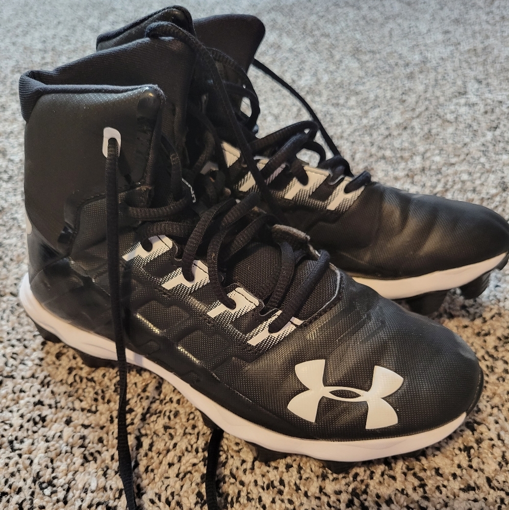 Youth Football cleats